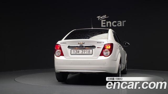 Chevrolet Aveo Sedan 1.4 Turbo LT hi-deluxe 2015 — фото 4