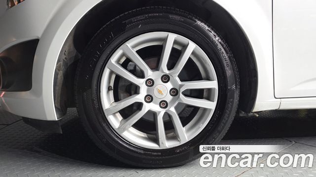 Chevrolet Aveo Sedan 1.4 Turbo LT hi-deluxe 2015 — фото 5