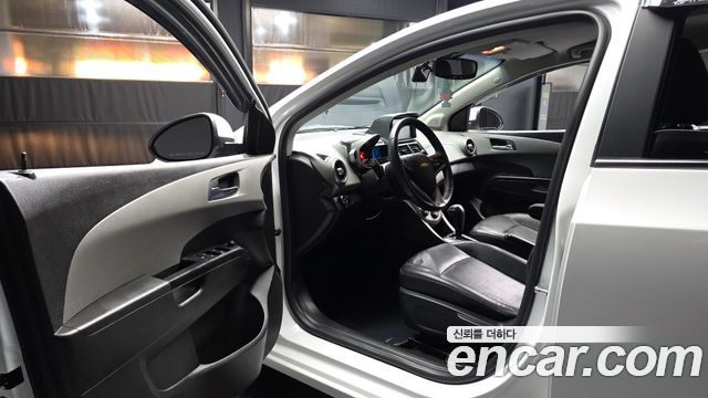Chevrolet Aveo Sedan 1.4 Turbo LT hi-deluxe 2015 — фото 10