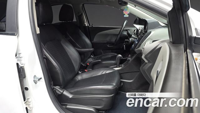 Chevrolet Aveo Sedan 1.4 Turbo LT hi-deluxe 2015 — фото 11