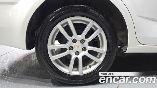 Chevrolet Aveo Sedan 1.4 Turbo LT hi-deluxe 2015 — фото 21