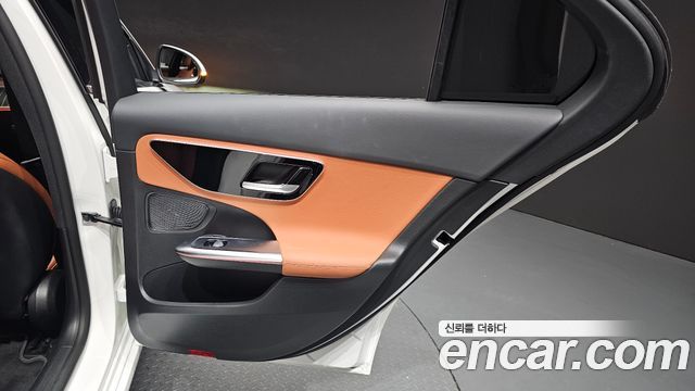Mercedes-Benz C-Class (W206) C300 4MATIC Avantgarde 2023 — фото 31