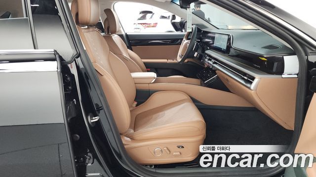 Hyundai Grandeur (GN7) 2,5 Gasoline 2WD Calligraphy 2024 — фото 32