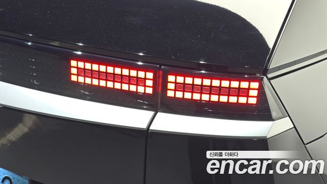 Hyundai Ioniq 5 Standard E-Value+ 2025 — фото 23