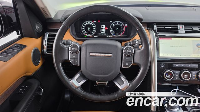Land Rover Discovery 5 3.0 TD6 HSE Luxury 2018 — фото 13
