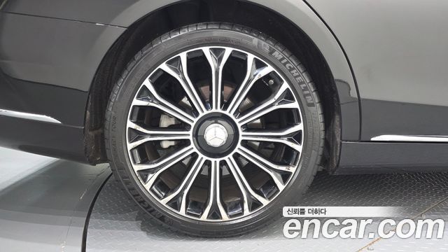 Mercedes-Benz S-Class (W222) S560L 4MATIC 2020 — фото 5