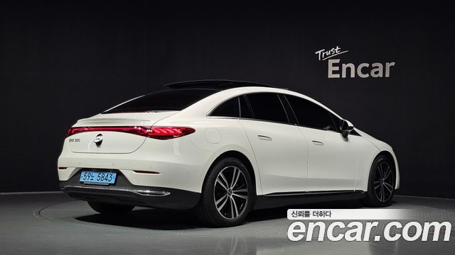 Mercedes-Benz EQE (V295) EQE300 2023 — фото 2