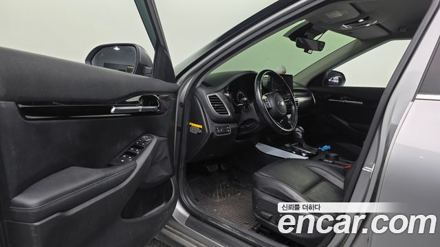 Kia Seltos Gasoline 1.6 Turbo 2WD Noblesse 2020 — фото 10