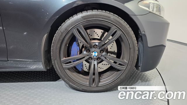BMW M5 (F10) M5 Sedan 2016 — фото 27