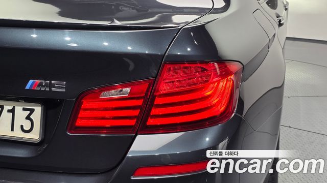 BMW M5 (F10) M5 Sedan 2016 — фото 29