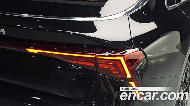Kia K5 (III) 1.6 Turbo Noblesse 2025 — фото 29