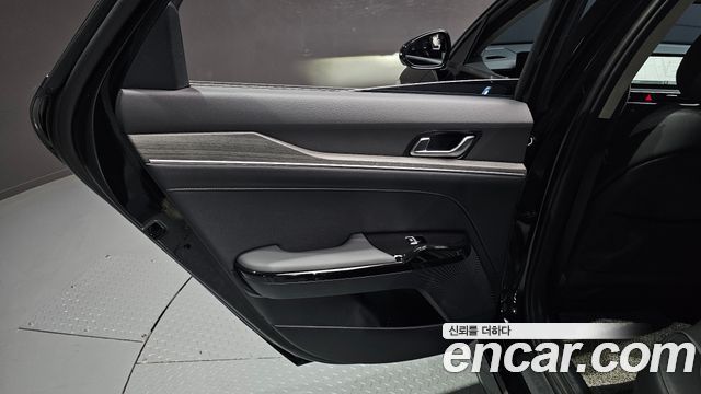 Kia K5 (III) 1.6 Turbo Noblesse 2025 — фото 31