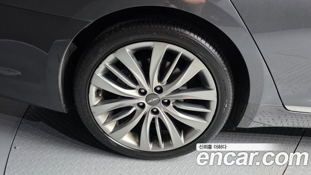Genesis G80 3.8 GDI AWD Prestige 2018 — фото 5
