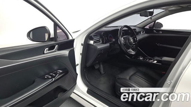 Kia K5 (III) 2.0 Prestige 2021 — фото 10