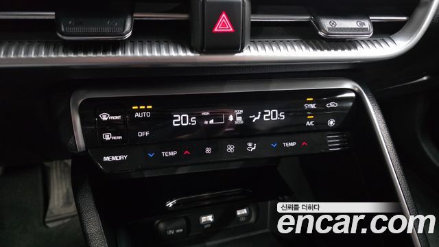 Kia K5 (III) 2.0 Prestige 2021 — фото 17