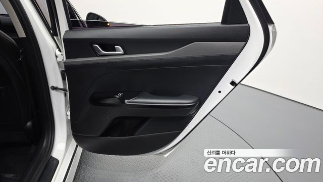 Kia K5 (III) 2.0 Prestige 2021 — фото 25