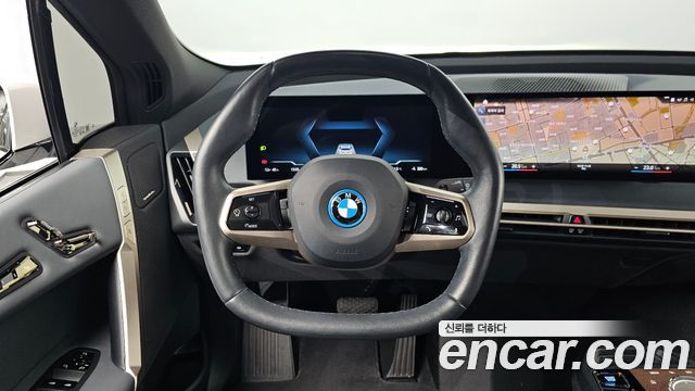 BMW iX xDrive50 Sports Plus 2022 — фото 13