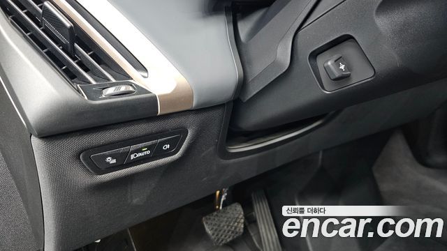 BMW iX xDrive50 Sports Plus 2022 — фото 14