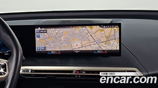 BMW iX xDrive50 Sports Plus 2022 — фото 18