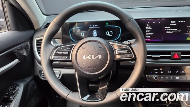 Kia Seltos Gasoline 2.0 2WD Prestige 2023 — фото 13