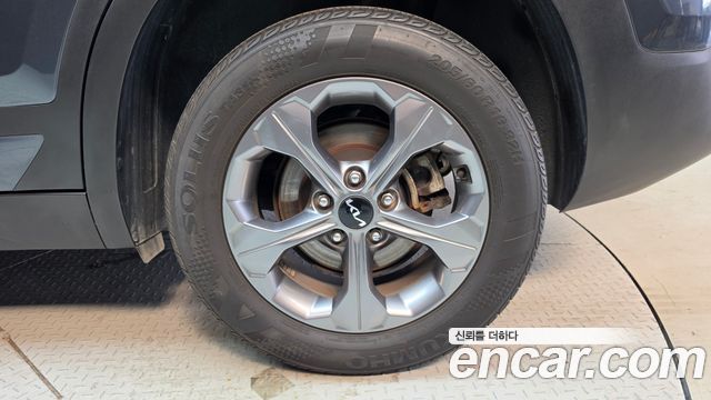 Kia Seltos Gasoline 2.0 2WD Prestige 2023 — фото 21
