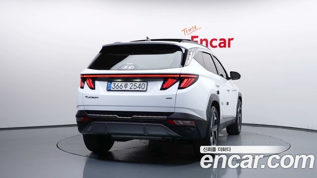 Hyundai Tucson (NX4) Gasoline 1.6 Turbo 4WD Inspiration 2023 — фото 4