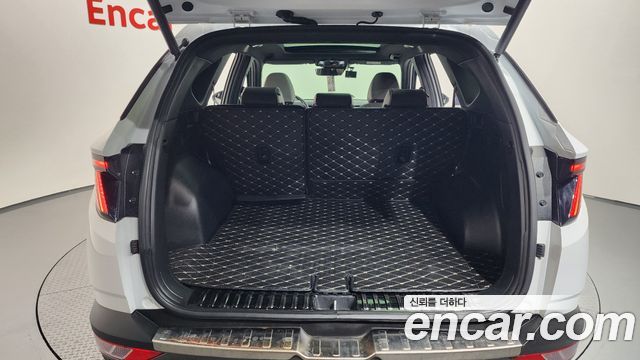 Hyundai Tucson (NX4) Gasoline 1.6 Turbo 4WD Inspiration 2023 — фото 17