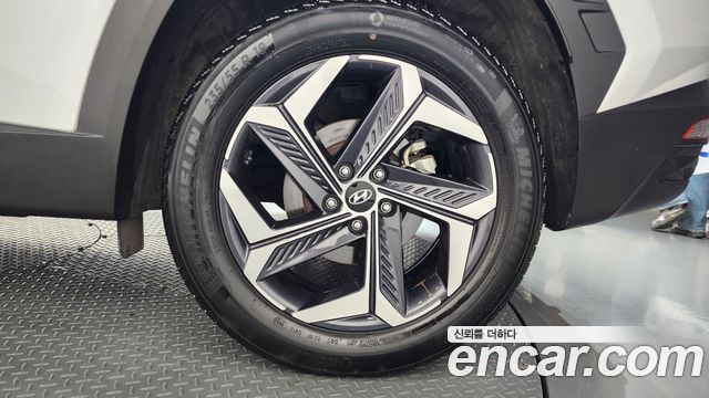 Hyundai Tucson (NX4) Gasoline 1.6 Turbo 4WD Inspiration 2023 — фото 21