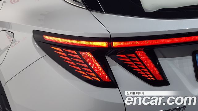Hyundai Tucson (NX4) Gasoline 1.6 Turbo 4WD Inspiration 2023 — фото 23