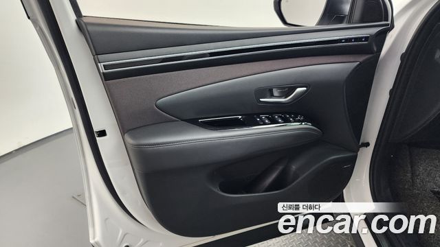 Hyundai Tucson (NX4) Gasoline 1.6 Turbo 4WD Inspiration 2023 — фото 24