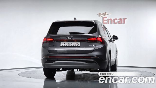 Hyundai Santa Fe Diesel 2.2 4WD Exclusive 2023 — фото 4