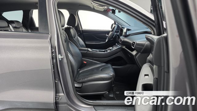 Hyundai Santa Fe Diesel 2.2 4WD Exclusive 2023 — фото 26