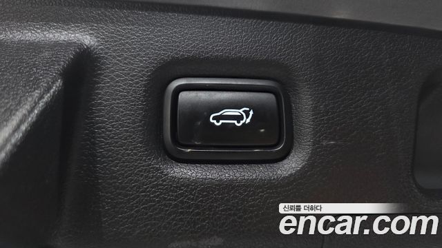 Hyundai Santa Fe Diesel 2.2 4WD Exclusive 2023 — фото 32
