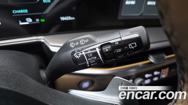 Kia Sorento (IV) HEV 1.6 2WD Signature 2024 — фото 28