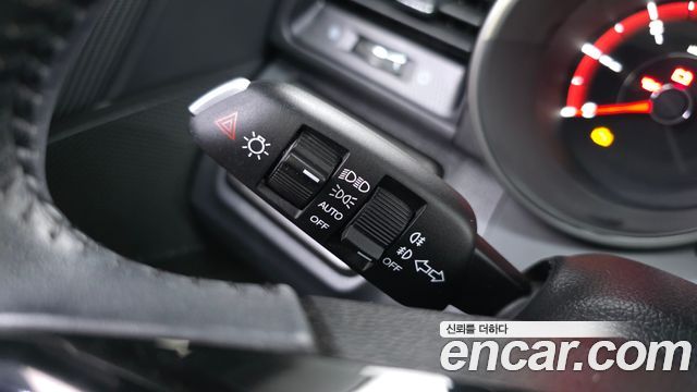 KG Mobility (SsangYong) Tivoli Air Diesel IX 2WD 2016 — фото 32