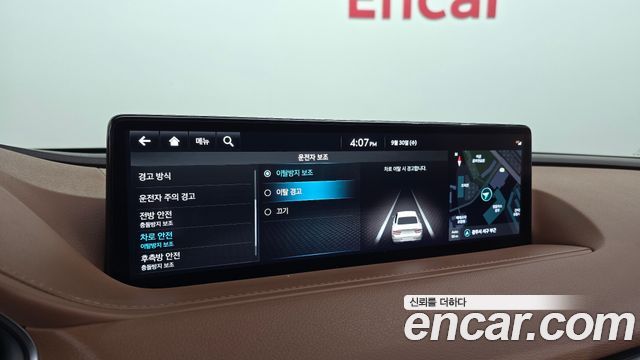 Genesis G80 (RG3) Gasoline 2.5 Turbo AWD 2024 — фото 17