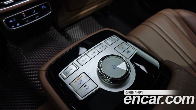 Genesis G80 (RG3) Gasoline 2.5 Turbo AWD 2024 — фото 27