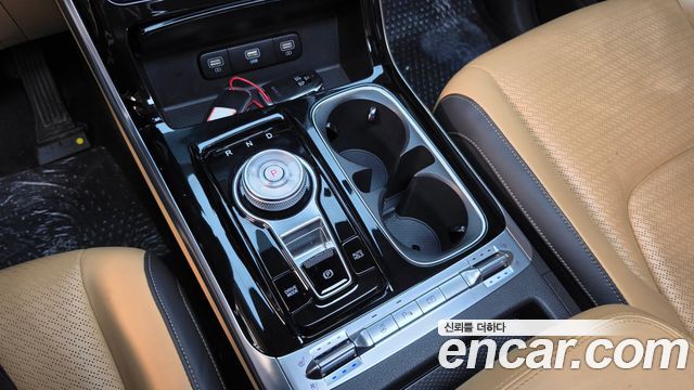 Kia Carnival (IV) Gasoline 9-Seater Signature 2023 — фото 9