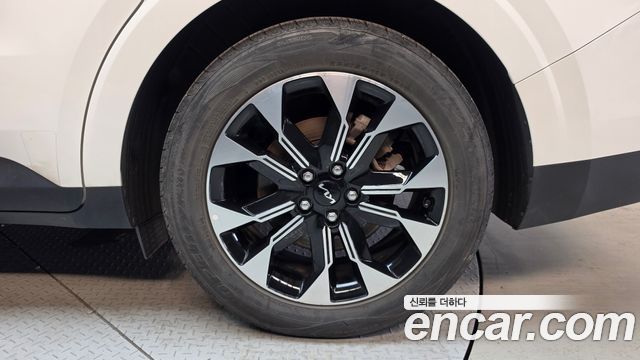 Kia Carnival (IV) Gasoline 9-Seater Signature 2023 — фото 21
