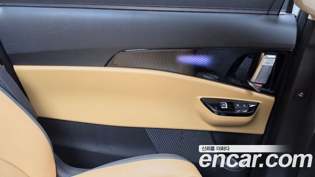 Kia Carnival (IV) Gasoline 9-Seater Signature 2023 — фото 25