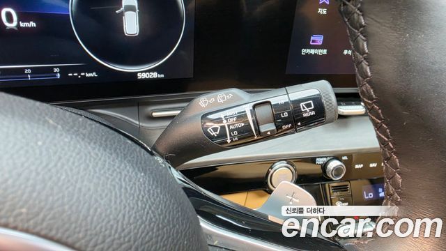 Kia Carnival (IV) Gasoline 9-Seater Signature 2023 — фото 30