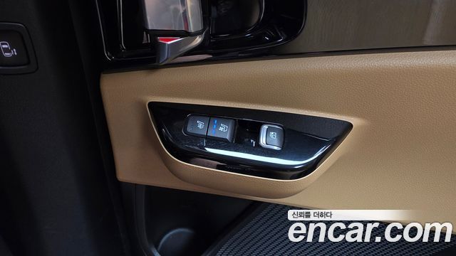 Kia Carnival (IV) Gasoline 9-Seater Signature 2023 — фото 32