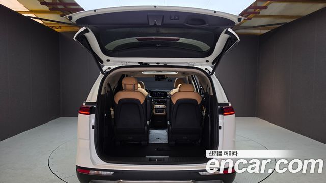 Kia Carnival (IV) Gasoline 9-Seater Signature 2023 — фото 35