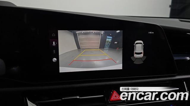 Kia Niro Prestige 2023 — фото 15