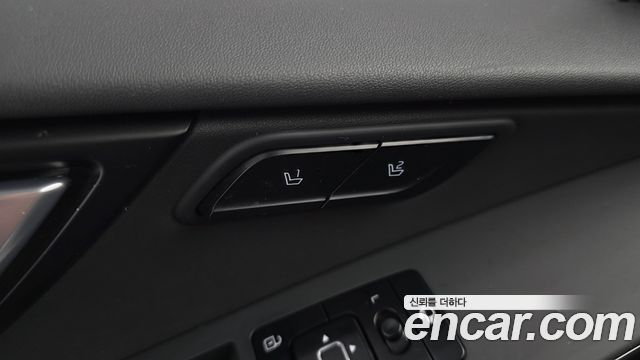 Kia Niro Prestige 2023 — фото 28