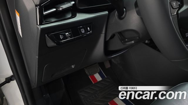 Kia Niro Prestige 2023 — фото 29