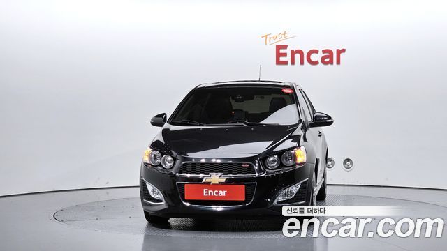 Chevrolet Aveo Hatchback 1.4 Turbo RS 2015 — фото 3
