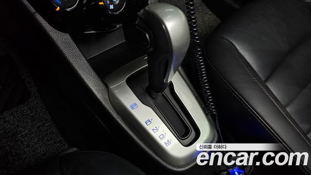 Chevrolet Aveo Hatchback 1.4 Turbo RS 2015 — фото 9