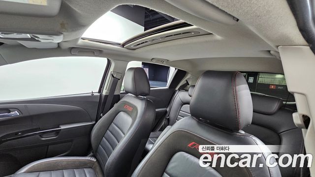 Chevrolet Aveo Hatchback 1.4 Turbo RS 2015 — фото 19