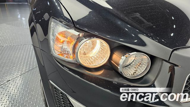 Chevrolet Aveo Hatchback 1.4 Turbo RS 2015 — фото 22